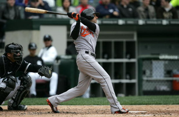 CHICAGO - APRIL 27:  Nick Markakis #21 of the Baltimore Orioles bats against the Chicago White Sox on April 27, 2008 at U.S. Cellular Field in Chicago, Illinois. The WHite SOx won 6-1.  (Photo by Jonathan Daniel/Getty Images)