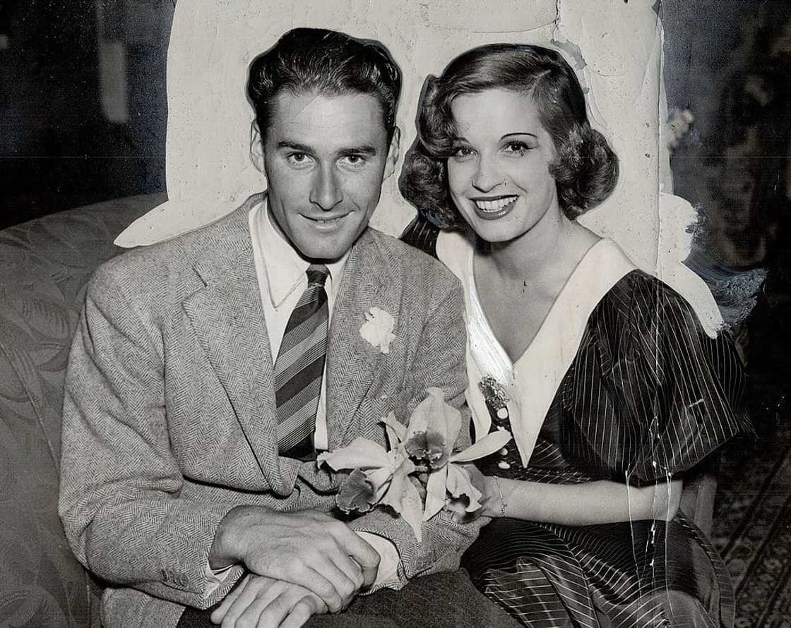 Who were Errol Flynn's wives?