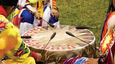 Native Americans playing drums