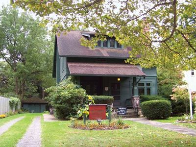 East Aurora: Elbert Hubbard Roycroft Museum