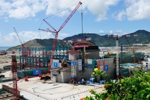 Installation of the dome of a containment structure at the Taishan nuclear power plant, Guangdong province, southern China, 2012.