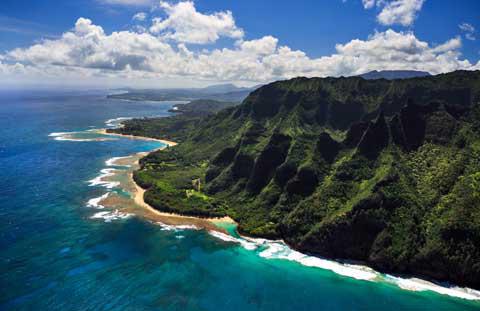 Hawaii Travel Costs & Prices - Volcanoes, Scuba Diving & Whale Watching