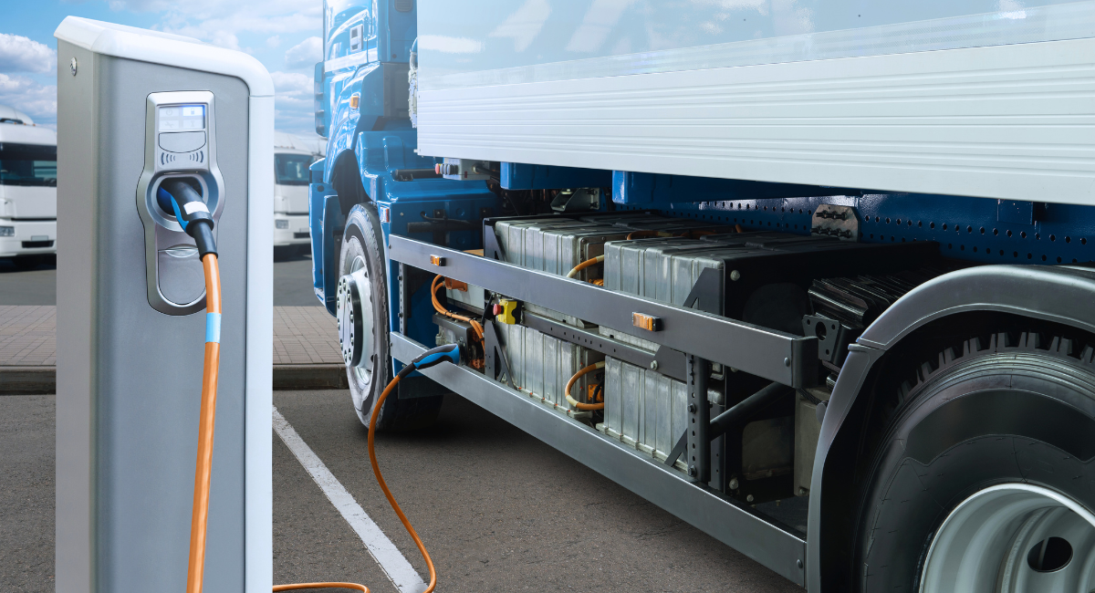 Federal Minister Wissing and Habeck initiate development of the fast charging network for electric trucks