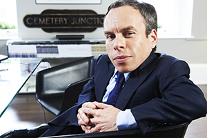 Life's Too Short. Warwick (Warwick Davis). Copyright: BBC