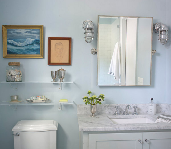 Wall-mounted bathroom shelves