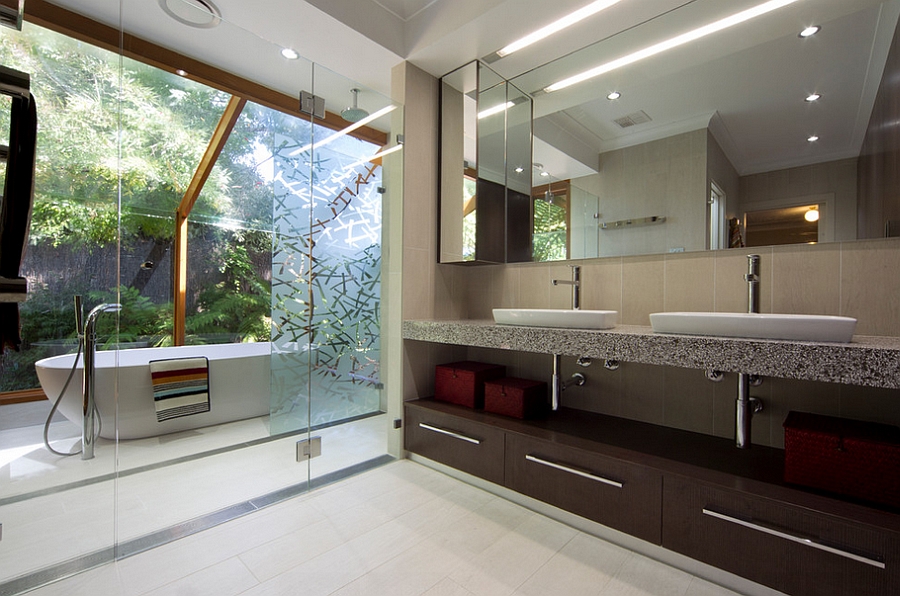 Glass roof gives the outdoor bathroom idea a unique look [Design: MMM Interiors]