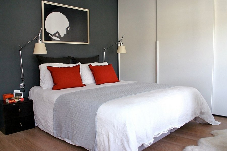 Simple yet elegant use of red accent pillows in the small bedroom [Design: Into interior design]