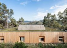 Gorgeous-Casa-LLP-on-Serra-de-Collserola-in-Spain-217x155