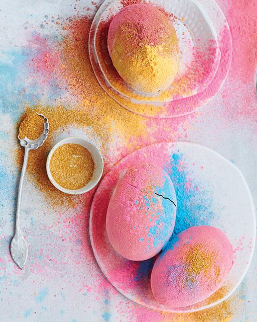 Diy colored powder easter eggs