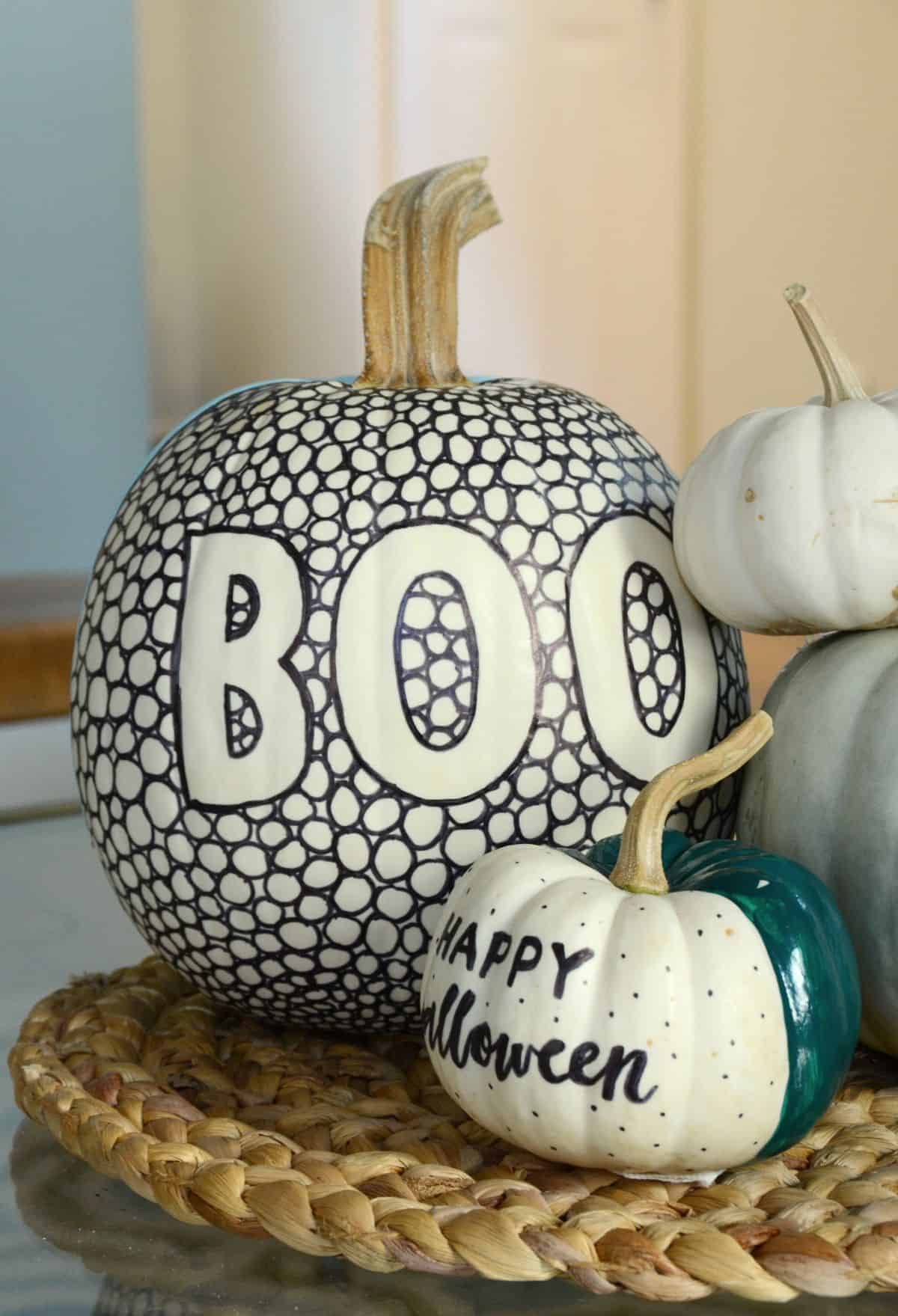 Diy black and white patterned pumpkin for halloween