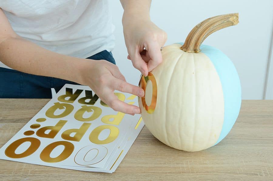 Diy black and white patterned pumpkin glue