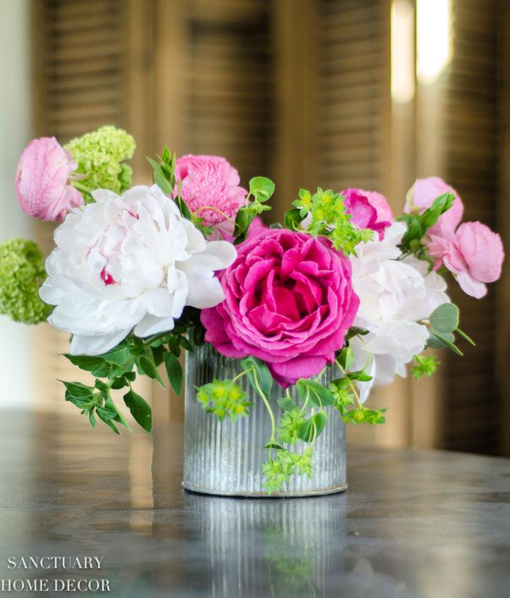 Spring Flower Arrangement in 10 Minutes