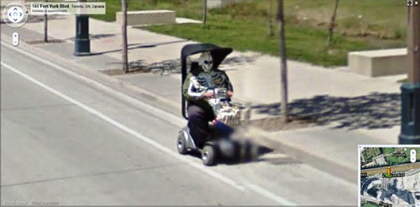 20 Funniest Google Earth Street view images