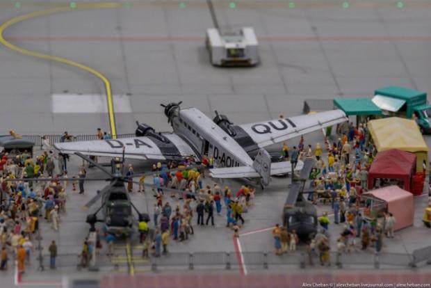 Miniatur Wunderland A Miniature Airport In Germany Will Astound You