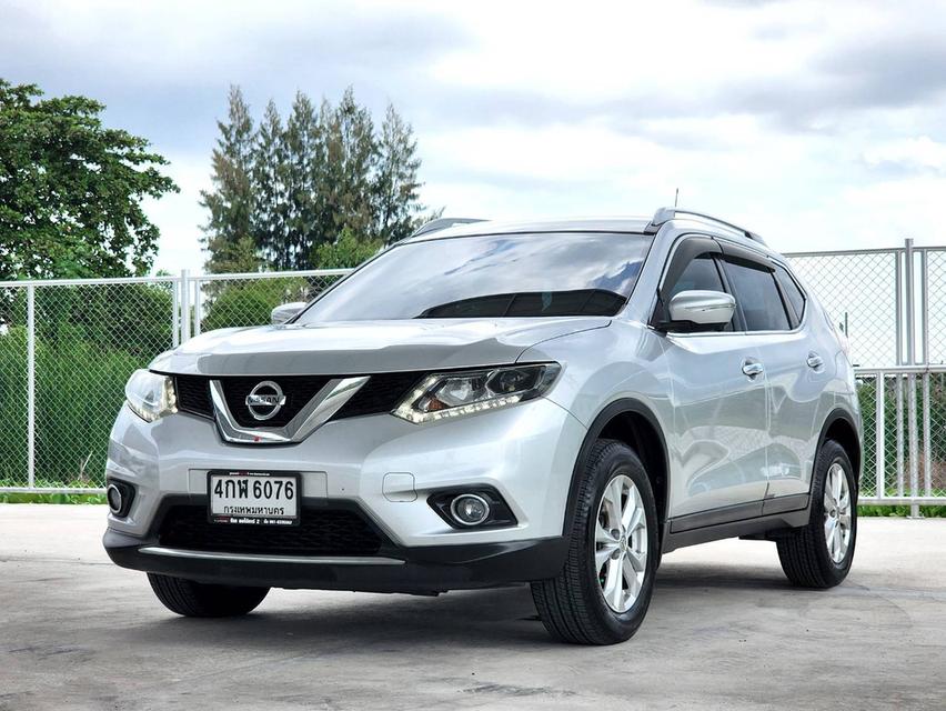 NISSAN X Trail 2.0 4WD ปี 2015 จด 2016 มือเดียว สวย ประวัติดีชัดเจน