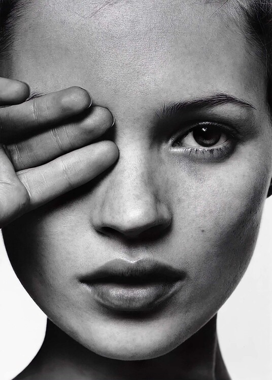 Художня фотографія Kate Moss - Detail face