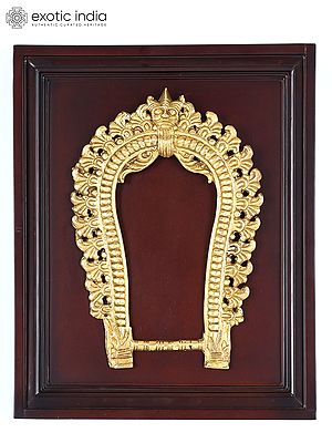 16" Wood Framed Traditional Kirtimukha Arch in Brass | Wall Hanging