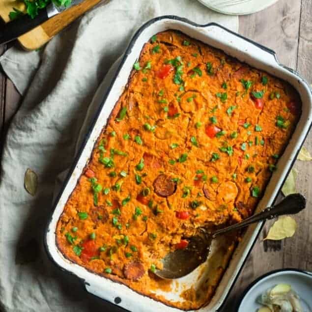 Paleo Cajun Cauliflower Casserole - This Cajun cauliflower casserole tastes like a bowl of Jambalaya but is secretly loaded with hidden veggies and protein! It's a gluten free, paleo-friendly meal that the whole family will love! | Foodfaithfitness.com | @FoodFaithFit