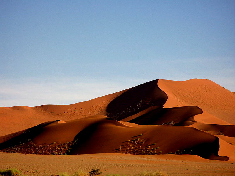 Canyons, pseudo-volcan, désert, stromatolithes... : la géologie de la Namibie est variée et surprenante. © DR