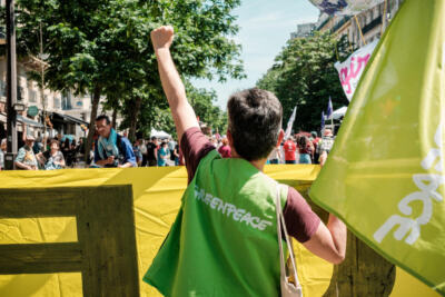 Manifestation contre le parti extrême droite à Paris, France