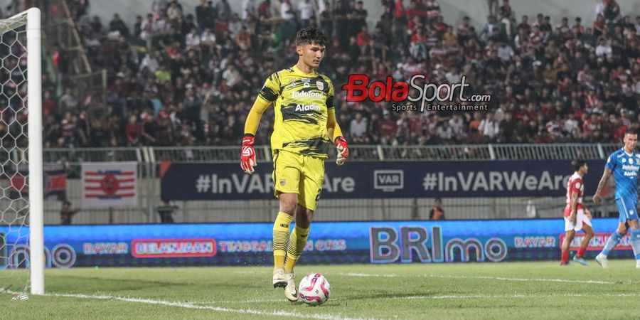 Pemain Persib Diduga Diserang Suporter Persis, Kevin Mendoza Hampir Kena Sasaran, Fisioterapis Maung Bandung Kena Pukul