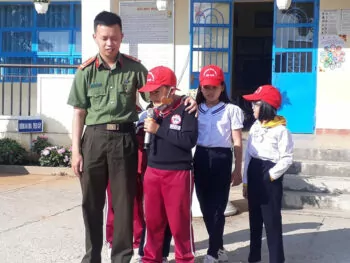 non luoi trai truong tieu hoc le loi