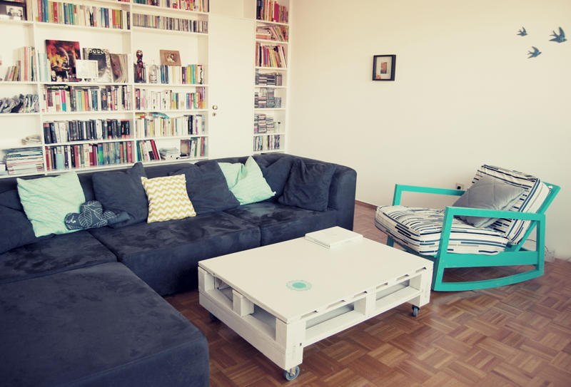 DIY farmhouse herringbone coffee table