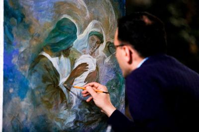 Ruholamin creates new painting on birth of Fatima (SA) in live stream