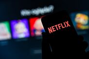 netflix message customers subscription costs