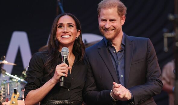 royal family meghan marke move prince harry la fires