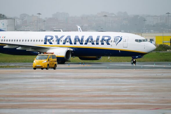 ryanair issues warning travelling today