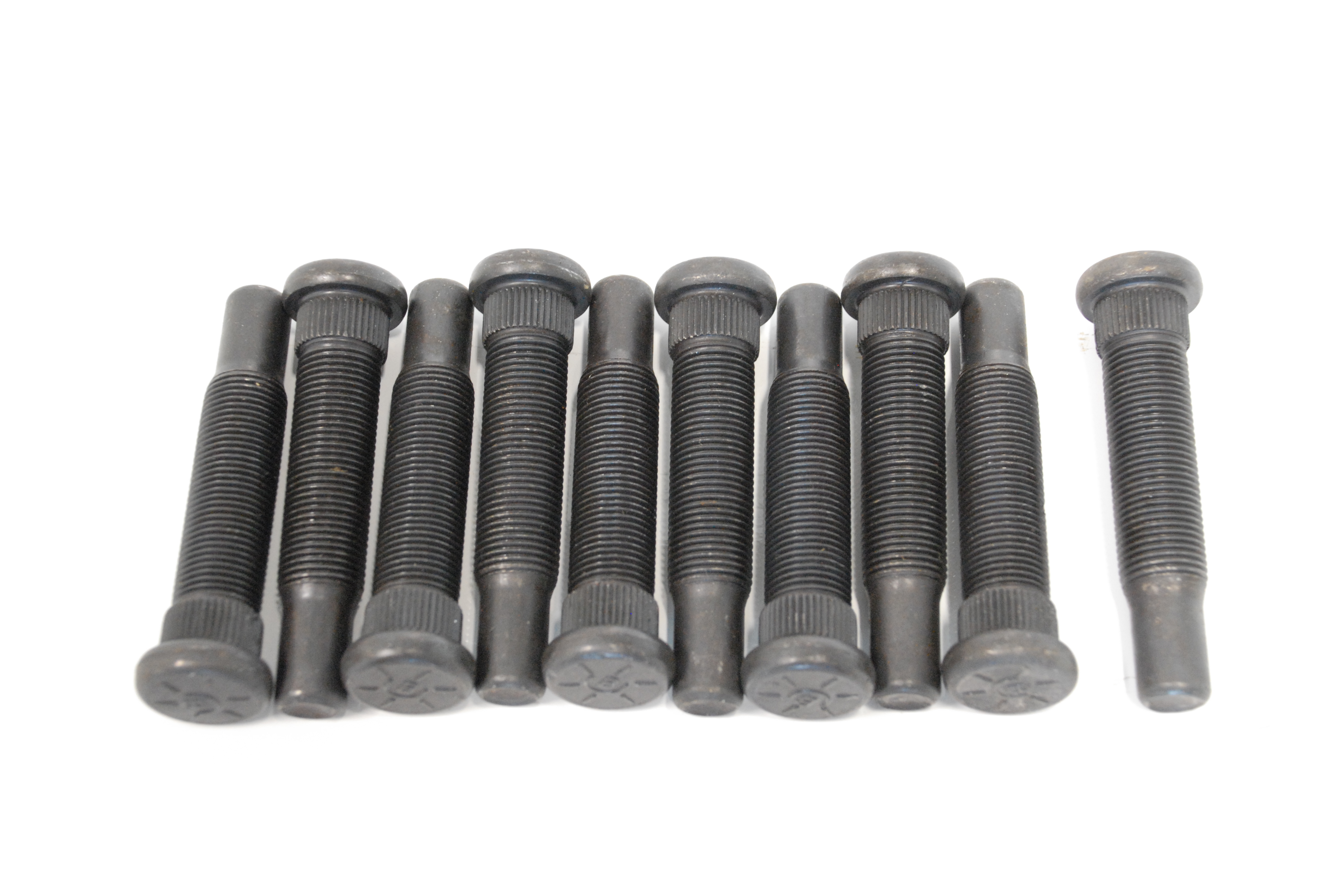 Part # 8082 - 5/8"- 18 x 2 1/2" (Quick Start end) .685" knurl (Set of 10 Studs)