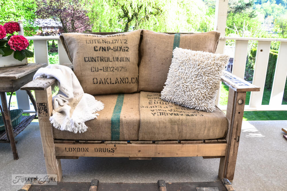 Pallet Love Seat