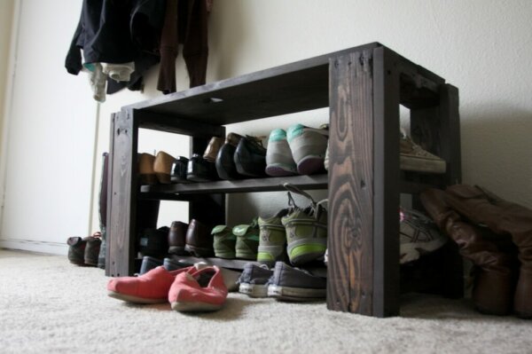 pallet shoe rack