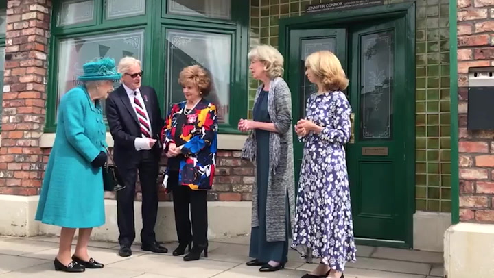 Queen visits Coronation Street set for first time in nearly four ...