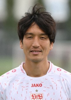 This photo taken in July 2023 shows Japanese midfielder Genki Haraguchi. He is set to return to Urawa Reds in 2024 for the first time in 10 years. (Getty/Kyodo)