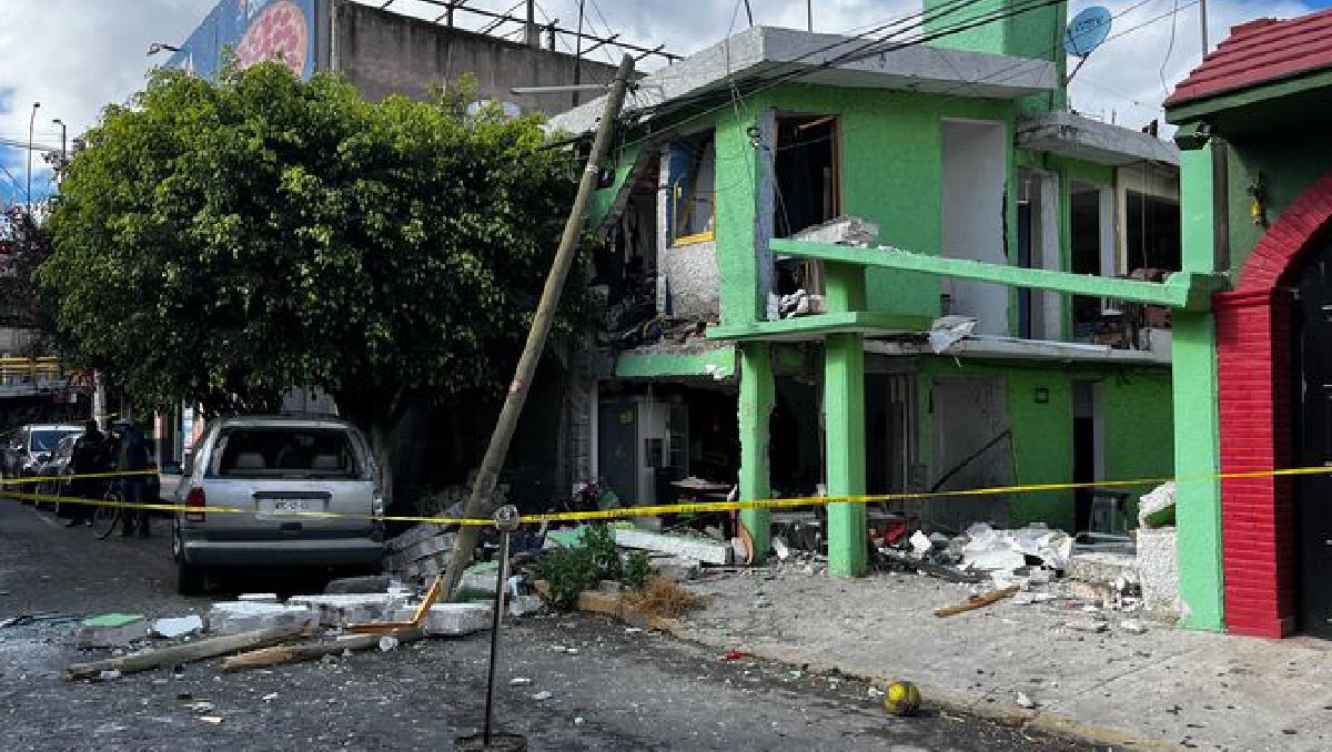 Así terminó la casa donde se registró un explosión de gas en Nezahualcóyotl. Foto: (Especial)