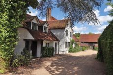 Sussex House Farm, Cowden, Edenbridge, Kent. 