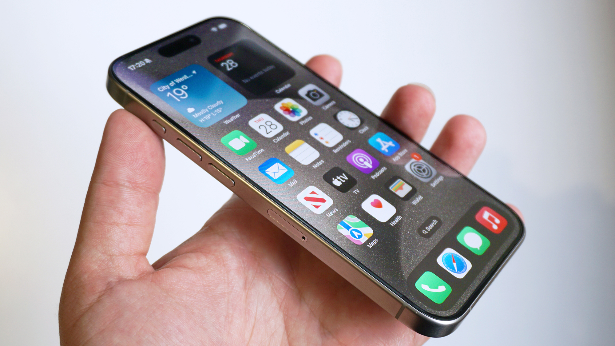 These are the 6 biggest upgrades coming to the iPhone 16, according to ...