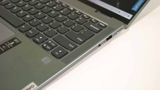 Lenovo Yoga 7i 14 and 16 (Gen 7)