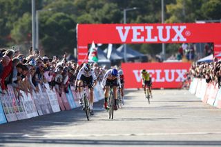 Fem van Empel beats Lucinda Brand to thrilling Cyclocross World Cup win in Benidorm