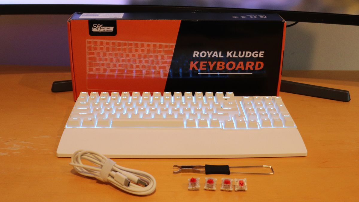 Royal Kludge RK96 Review: Customizable, Compact and Flexible | Tom's ...