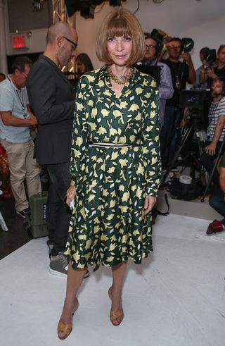 anna-wintour-fashion-week-outfits-282360-1568050934183-image