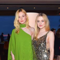 Dakota and Elle Fanning