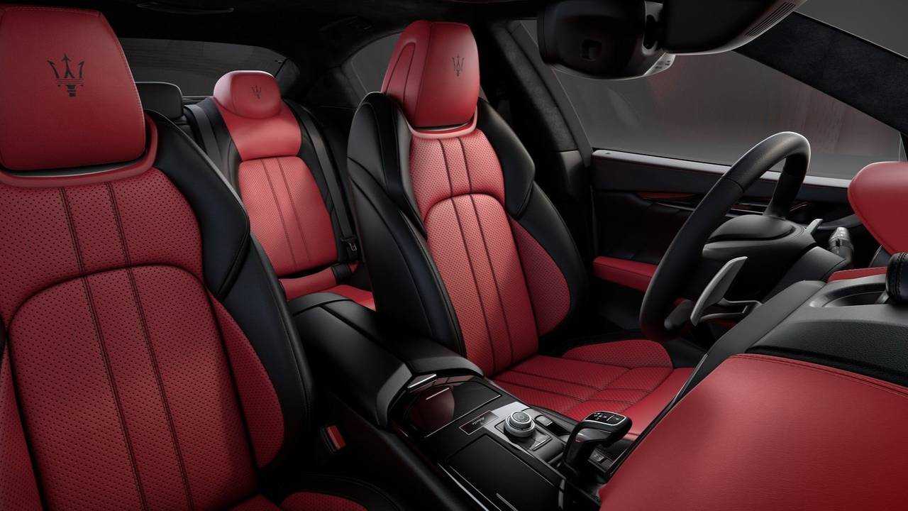 Maserati Ghibli Red Interior