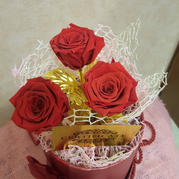 Eternal rose on a gilded stem bouquet