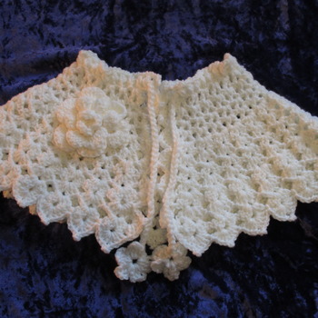 Victorian Style Capelet/Prom Cape Cream