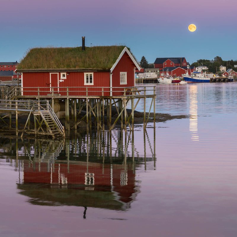 how to photograph the moonrise