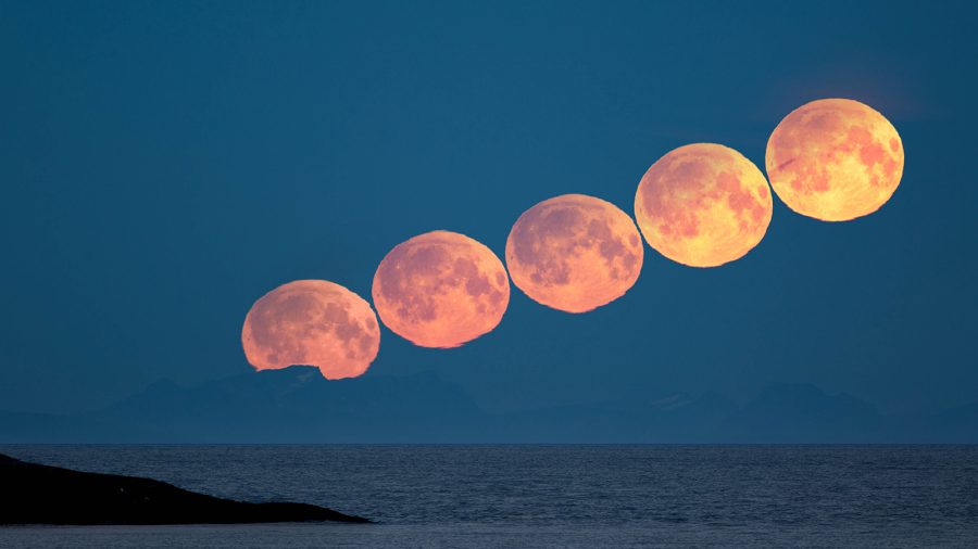 how to photograph the moonrise