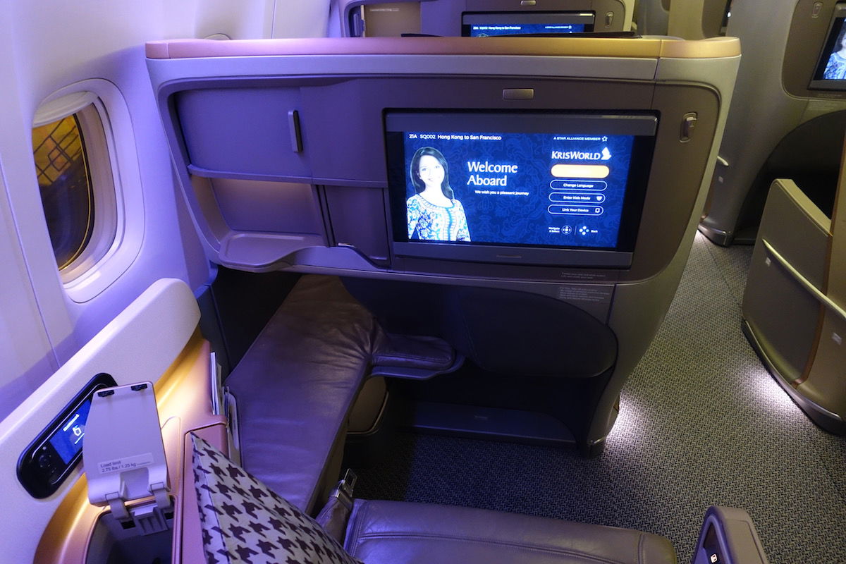 Singapore-777-Business-Class - 7